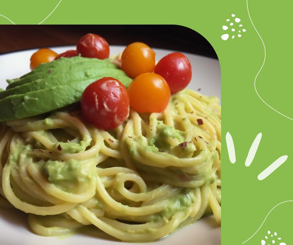 spaghetti con crema di avocado e pomodorini